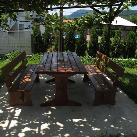 Guesthouse Rupcic Grabovac  Buitenkant foto