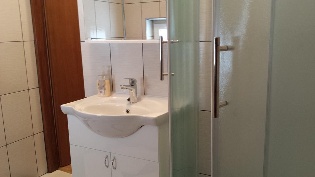 Guesthouse Rupcic Grabovac  Buitenkant foto