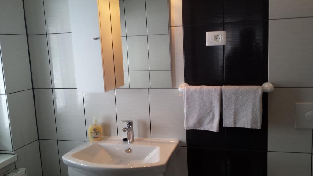 Guesthouse Rupcic Grabovac  Buitenkant foto