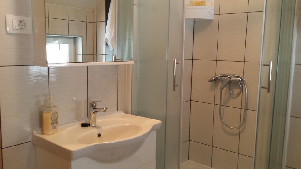 Guesthouse Rupcic Grabovac  Buitenkant foto